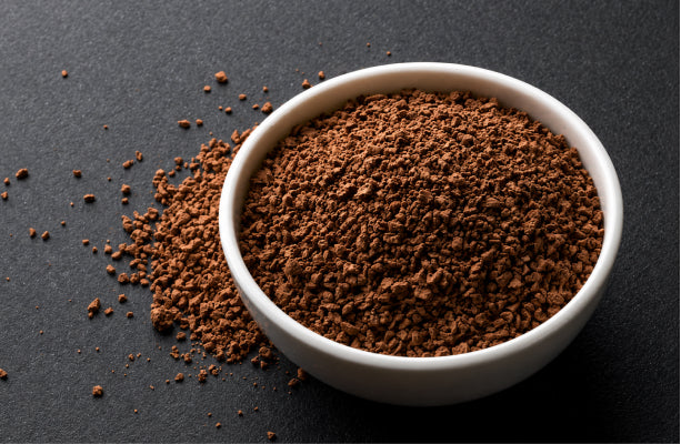 Ashwagandha root and powder